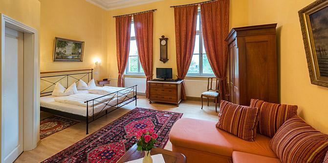 Отель Schlosshotel Ruehstaedt Garni - Natur & Erholung An Der Elbe